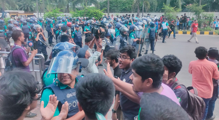 উপদেষ্টা না আসা পর্যন্ত আন্দোলন চালিয়ে যাওয়ার ঘোষণা